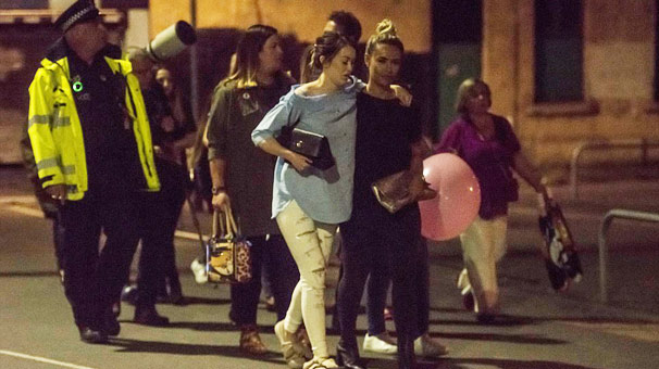 Son dakika... İngiltere'de ölü sayısı artıyor! ABD canlı bombayı saatler önce duyurdu