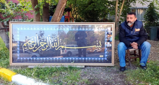 Tablo hediye etmek için Cumhurbaşkanın yolunu gözlüyor