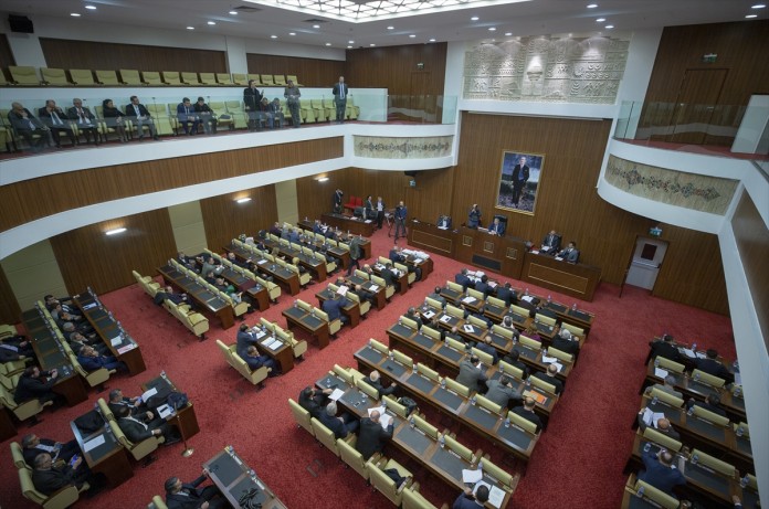 akp-grubunun-belediye-meclisinde-evet-15877