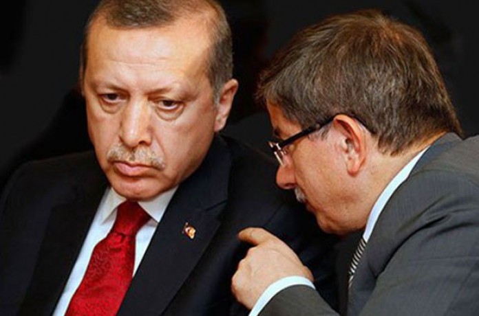 erdogan-davutoglu-nun-telefonuna-15655