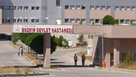 Konya'da Kovid-19 tedavisi tamamlanan doktor taburcu oldu