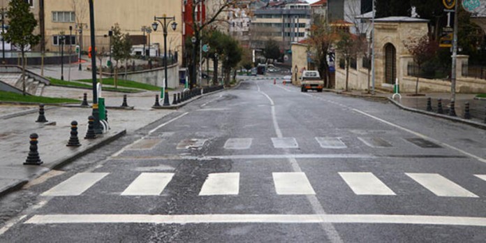 bayramin-birinci-gunu-sokaga-cikma-16462