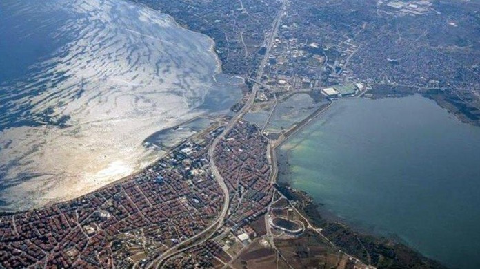 istanbul-buyuksehir-belediyesi-kanal-16007 (1)