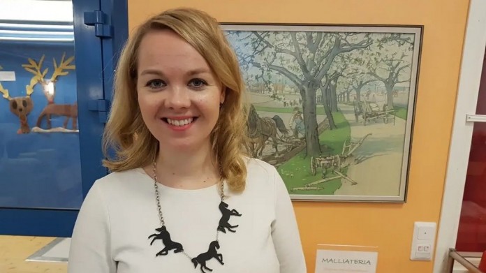 fin-bakan-ozel-derse-verdigi-56-bin-16772