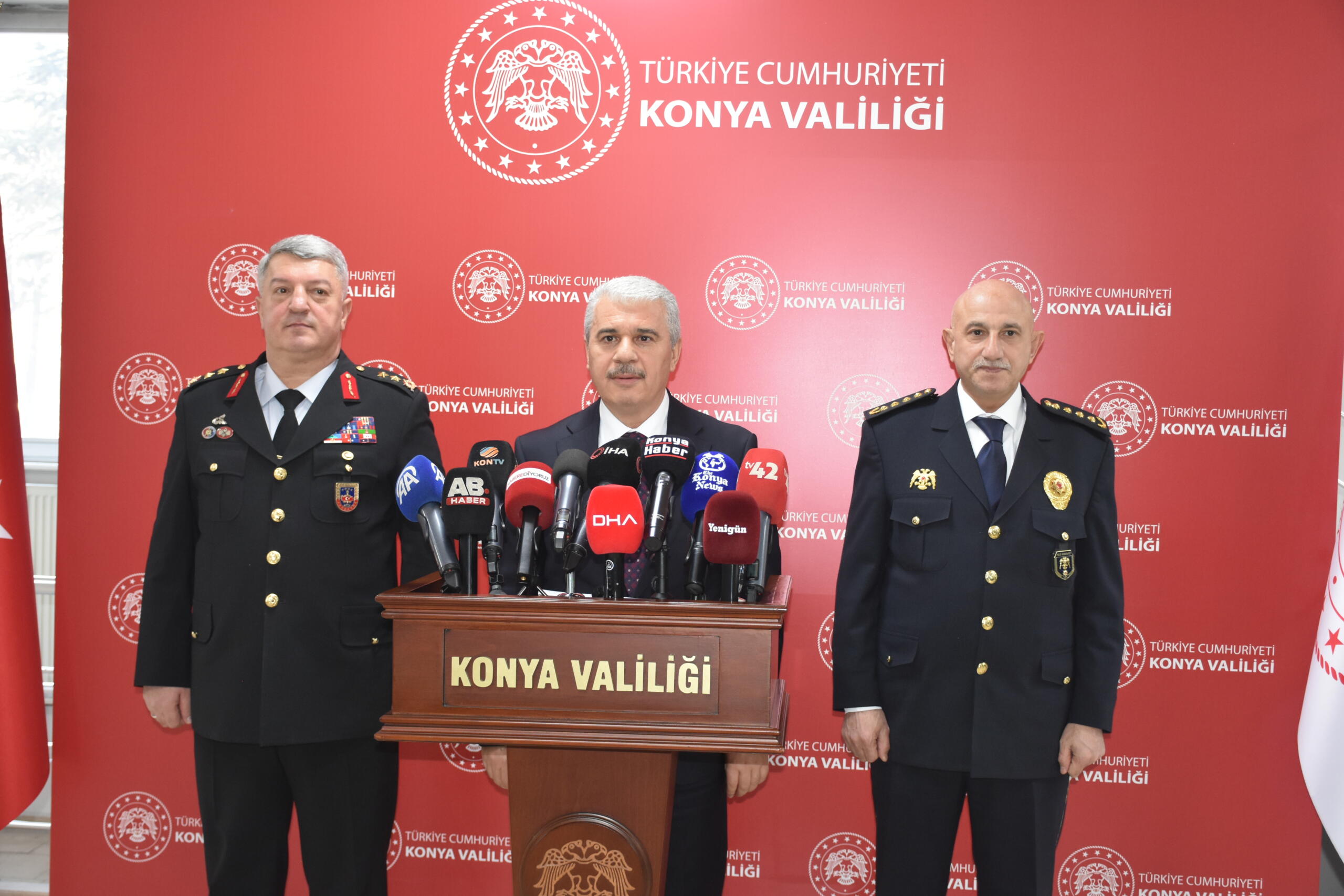 Konya'da "Genişletilmiş Asayiş ve Güvenlik Toplantısı" yapıldı