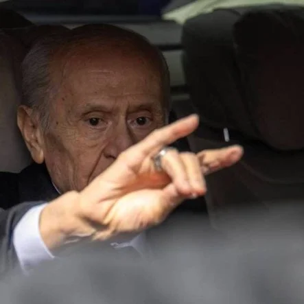 6017073689792285535 (1)