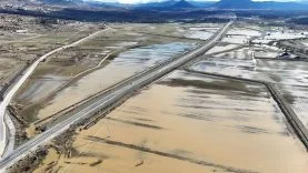 Konya'da yağış ekili alanlara zarar verdi