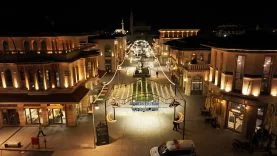 Konya'da ramazan dolayısıyla tarihi mekan ve caddelerde ışıklandırma yapıldı