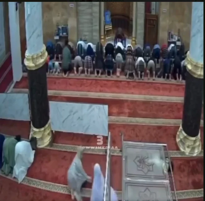 Cami’de Şaka Faciası: Küçük Çocuk Ölümle Burun Buruna Geldi.