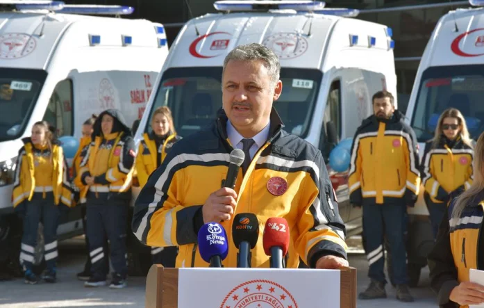 Konya merkezli operasyonda 5’i doktor 10 şüpheli gözaltına alındı.