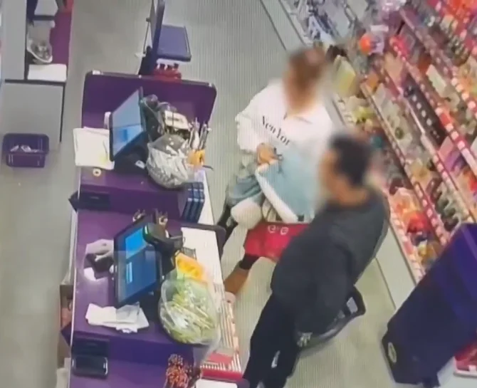 İskenderun’da Aile Boyu Kozmetik Hırsızlığı: 1 Milyon 200 Bin TL’lik Ürün Çaldılar.