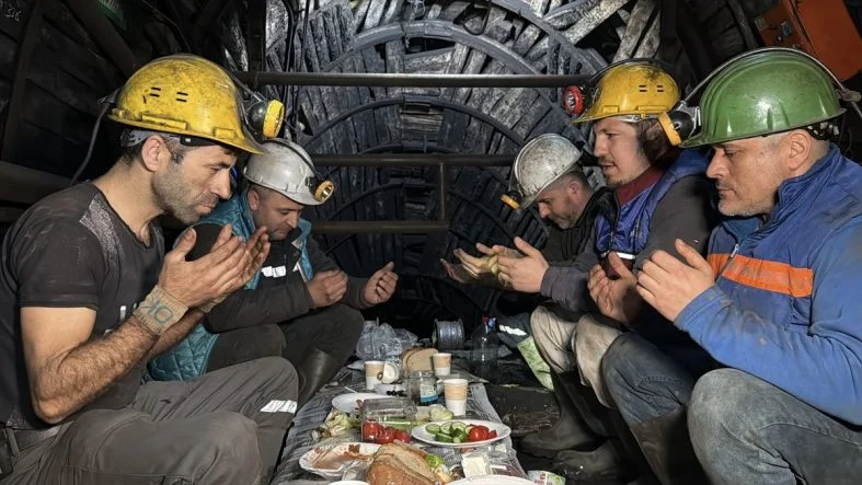 photo_5816402574226166438_y