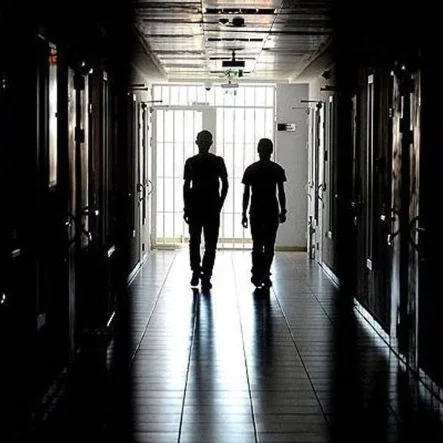 photo_5922664381571337382_x