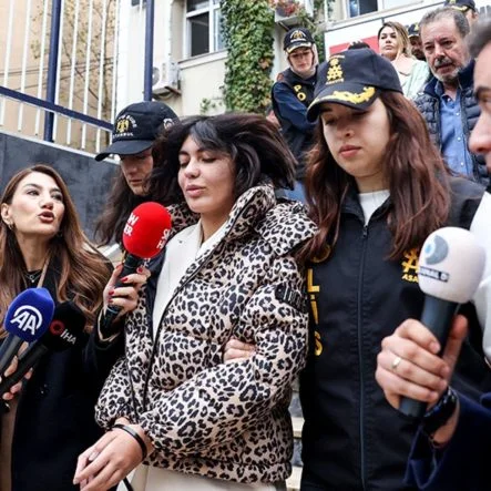 photo_5935795664258272547_y