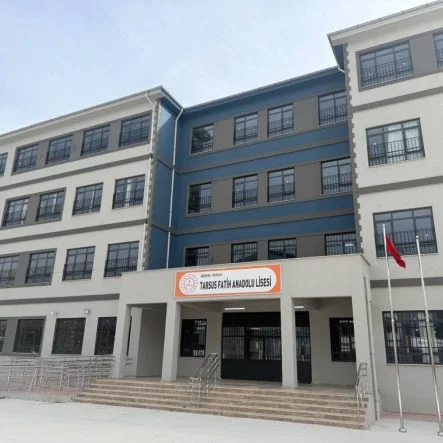Mersin’de Lisede Silah Alarmı: Öğrenci Okula Silahla Geldi
