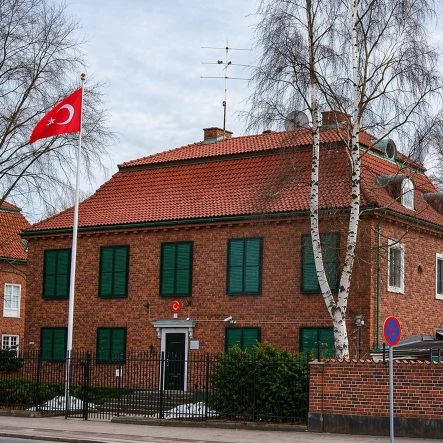 photo_5983162758326848829_y