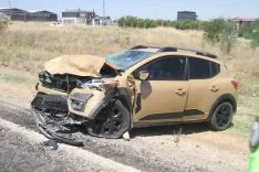 Konya'da iki otomobilin çarpıştığı kazada 9 kişi yaralandı