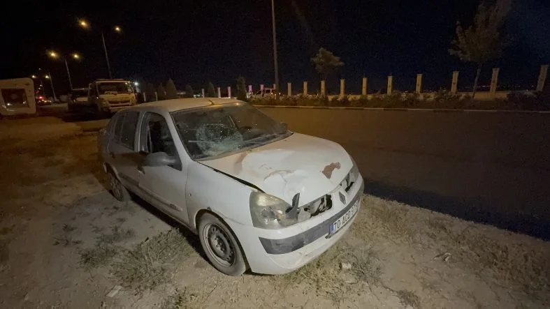 Karaman'da otomobil ile motosikletin çarpıştığı kazada 1 kişi öldü, 1 kişi yaralandı