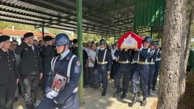 Şanlıurfa'da kalp krizi sonucu yaşamını yitiren jandarma uzman çavuşun cenazesi Konya'da defnedildi