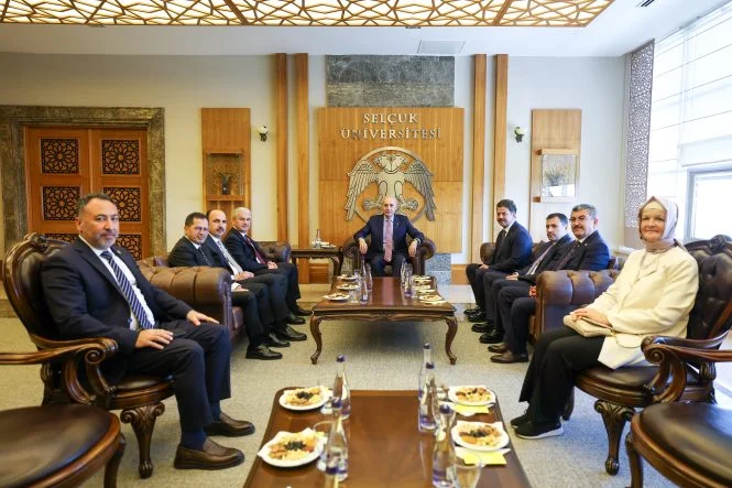 TBMM Başkanı Numan Kurtulmuş, SÜ Rektörü Prof. Dr. Yılmaz'ı ziyaret etti