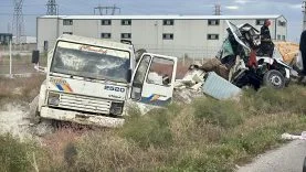 Konya'da tır ile kamyonun çarpıştığı kazada 1 kişi öldü, 3 kişi yaralandı