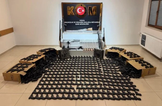 Konya'da silah kaçakçılığı operasyonunda 4 zanlı tutuklandı