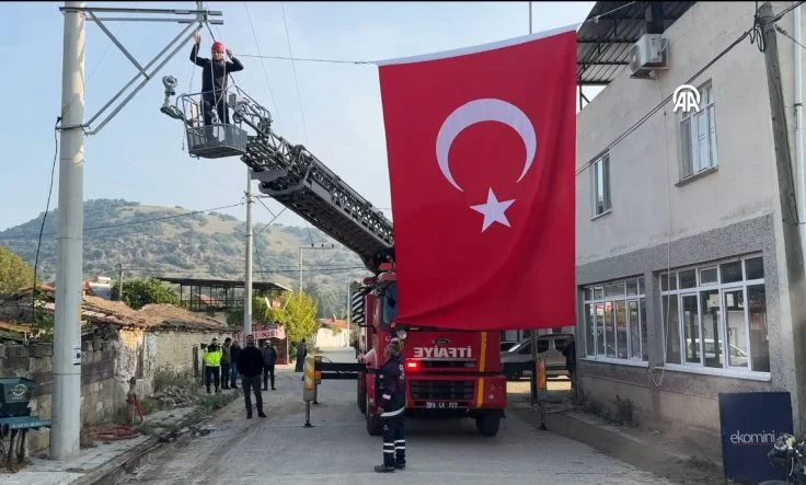 Şehit Piyade Sözleşmeli Er Yusuf Sait Ünlü’nün Aydın’da yaşayan ailesine acı haber verildi